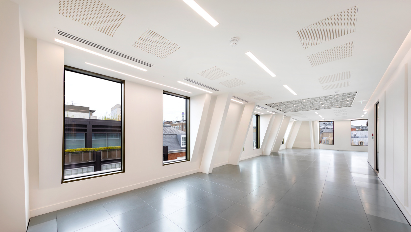 Suspended ceiling installation